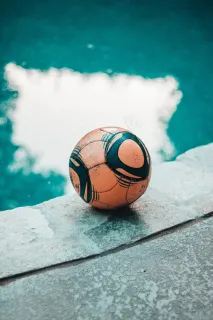 乐放娱乐:王一博光环失灵,乐华盯上“副业” 乐放娱乐:王一博光环失灵,乐华盯上“副业”